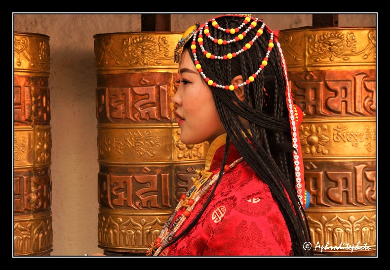 Tibet portraits 24